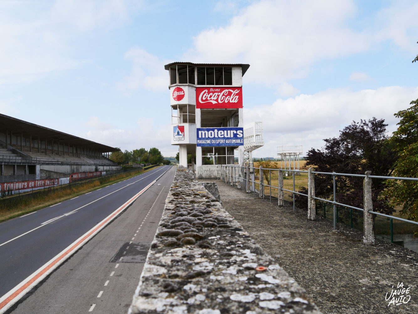 Circuit automobile de Reims-Gueux, un monument oublié - La Jauge Auto